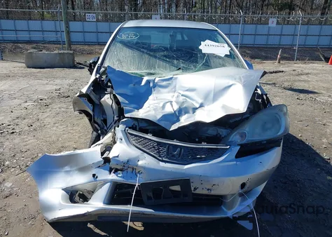 2011 Honda Fit Sport z USA, uszkodzony, nr VIN JHMGE8H5XBS003265